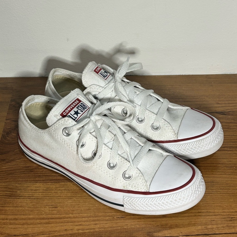 Converse Chuck Taylor All Star Low Top Sneakers - White